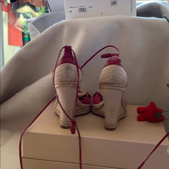 Charles David - Picture 3 of 5